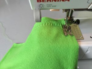 Füßlinge am nähen
