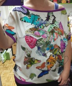 Tragebild Schmetterlingsshirt Angie