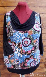 BlumenSchwarz Shirt