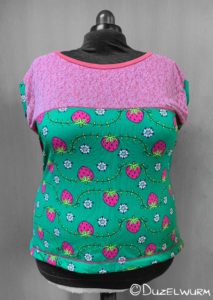 Sommershirt mit Erdbeeren