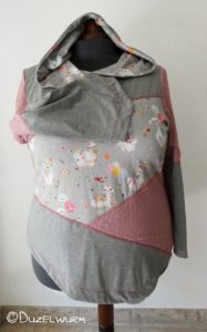 Puhzzlepulli von Vorne